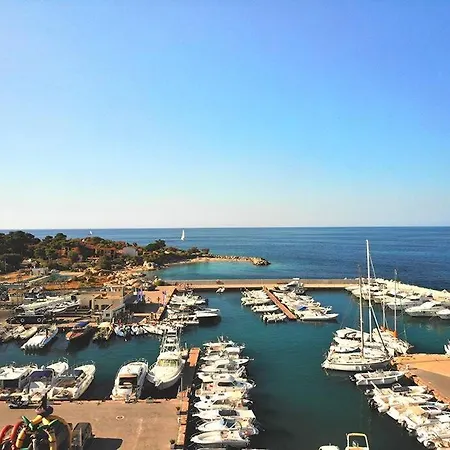 Gites.sassone A Sant Ambroggio, A 50m De La Mer. Apartment