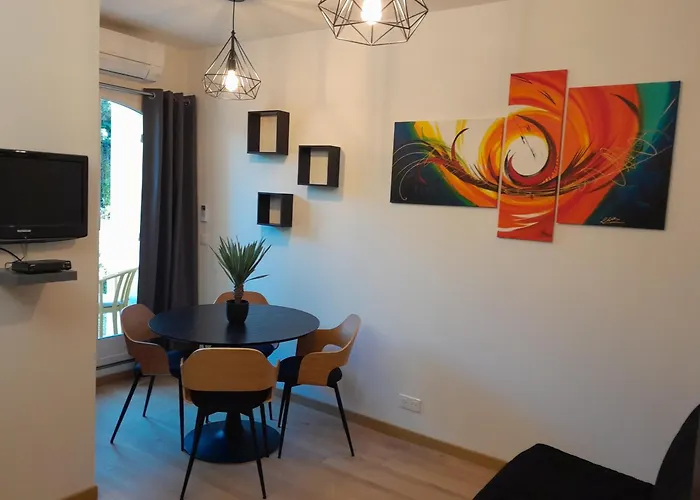 Gites.sassone A Sant Ambroggio, A 50m De La Mer. Lumio (Corsica)