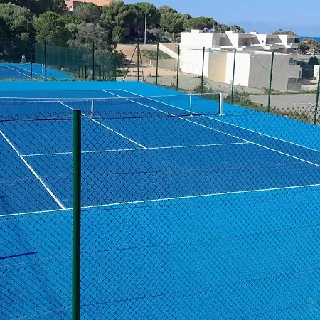 Apartment Gites.sassone A Sant Ambroggio, A 50m De La Mer.