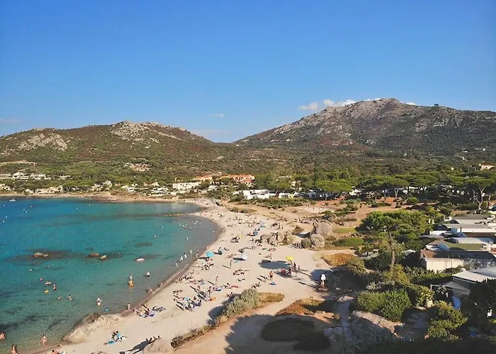 Gites.sassone à Sant Ambroggio, à 50m De La Mer. Appartement