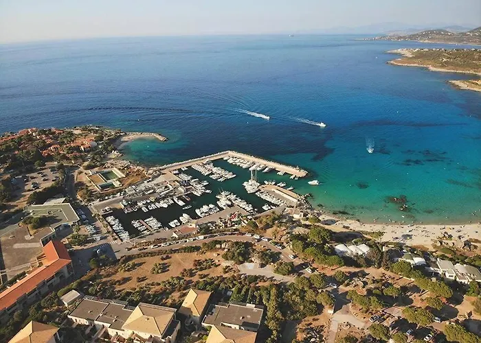 Appartement Gites.sassone à Sant Ambroggio, à 50m De La Mer.